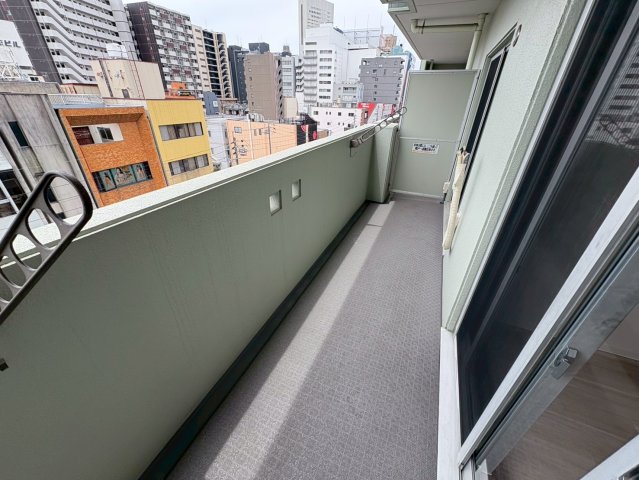 バルコニー　インプルーブ金山