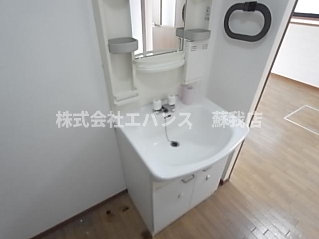 洗面設備　忙しい朝には欠かせない洗面所です