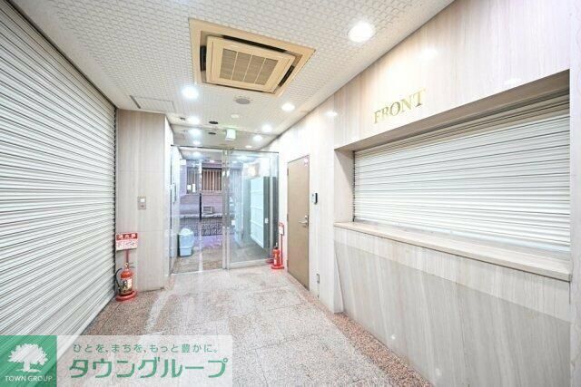 エントランス　宅配BOX