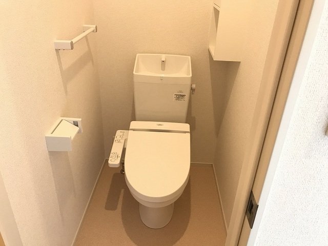 トイレ　トイレもきれいです