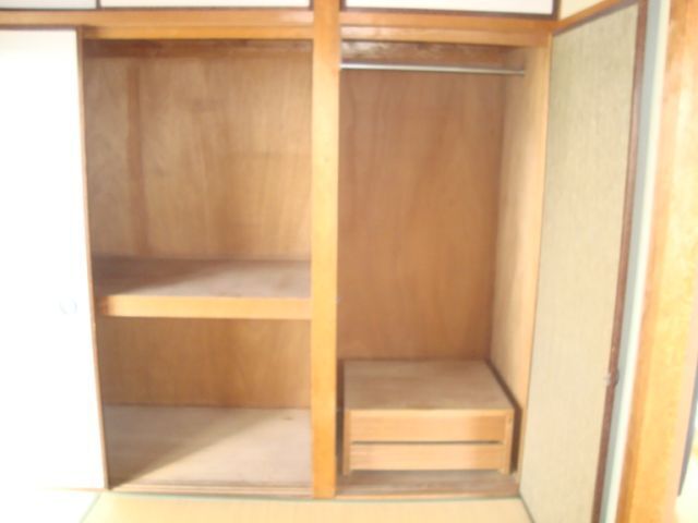 玄関　引き出しもついているので多少引き出しを買わなくても平気？