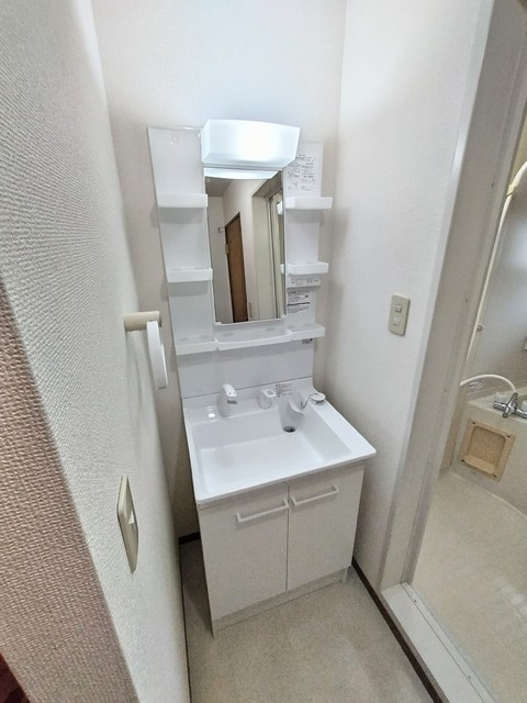 洗面設備　★★身支度に便利な洗髪洗面化粧台です♪★★