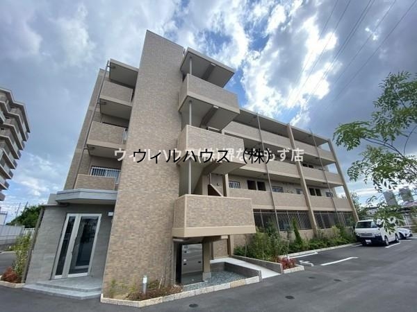 建物外観　鉄筋コンクリートマンション！