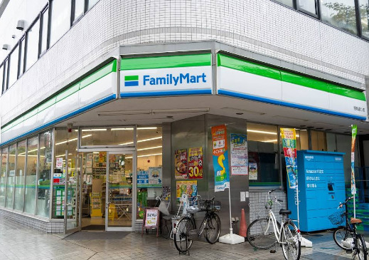 コンビニ　ファミリーマート 境南通り店（コンビニ）まで25m