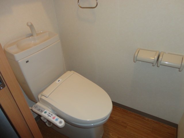 トイレ　シャワー付トイレ