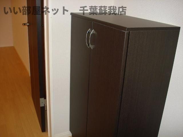 エントランス　落ち着いたエントランスです