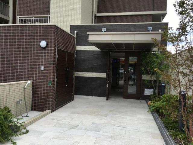 エントランス　現状優先