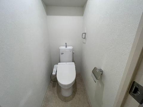 トイレ　シャワー付トイレ