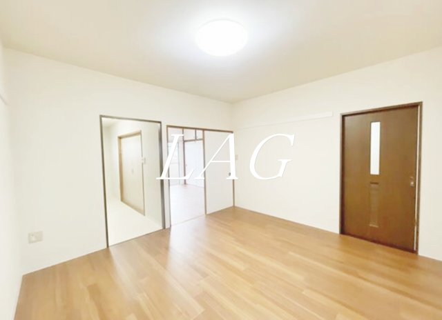居室・リビング　洋室のお部屋です。