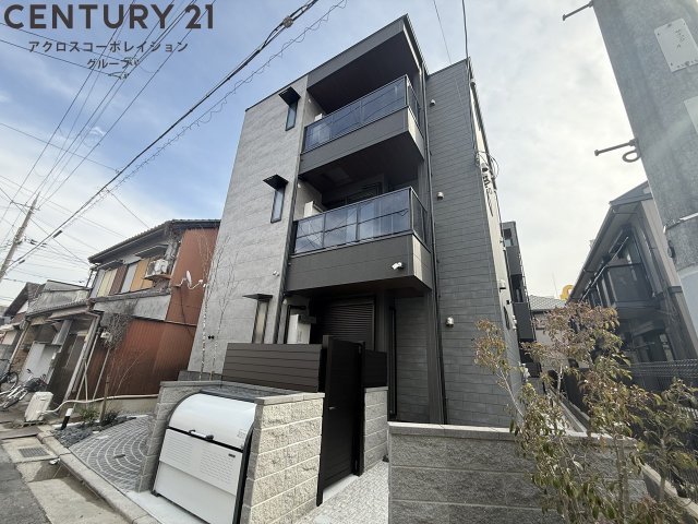 建物外観　オートロック・防犯カメラ付きで安心です♪