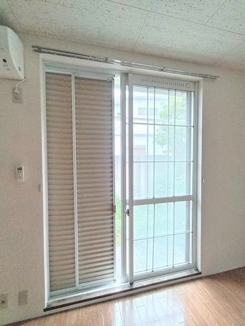 セキュリティ　★雨戸付きで安心★