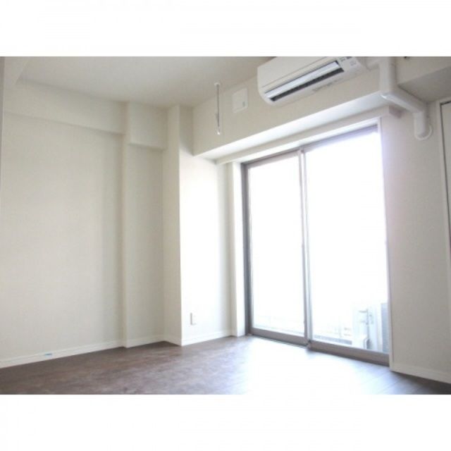 居室・リビング　※同タイプの別のお部屋です。