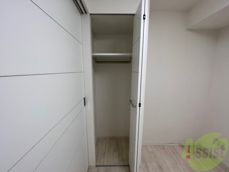 収納　寝室の収納です。部屋がすっきり片付きます。