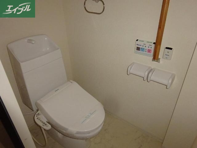 トイレ　シャワー付トイレ