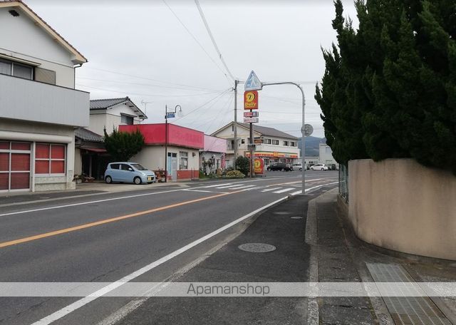 コンビニ　デイリーヤマサキ（コンビニ）まで20m