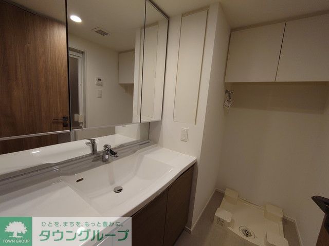 洗面設備　※写真は同タイプ住戸です。