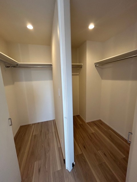 収納　★1.1帖と1.9帖のウォークインクローゼット★別部屋参考写