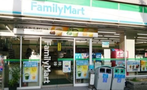 コンビニ　ファミリーマート北河堀店（コンビニ）まで307m