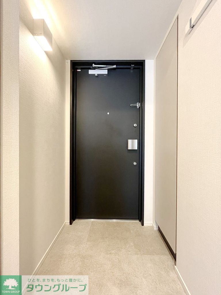 玄関　※同室タイプ参考写真