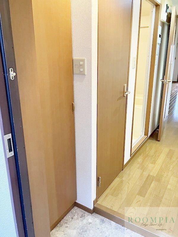 玄関　物件画像