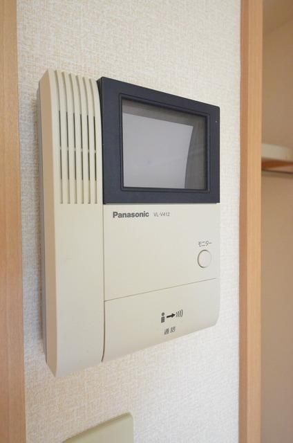 その他設備　モニターホンで来訪者をチェック♪