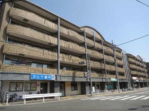 建物外観　外観写真（昼）