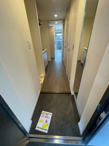 玄関　※同建築会社施工別物件参考写真