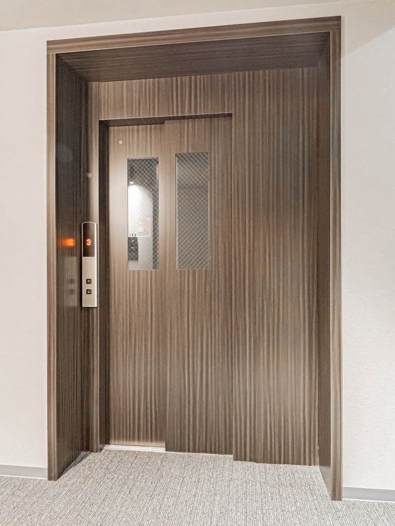 その他共有部分　共用部にはエレベーター採用