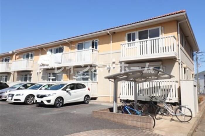建物外観　落ち着いた雰囲気の外観です