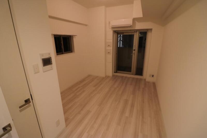 その他部屋・スペース　フローリング貼りの綺麗な室内です