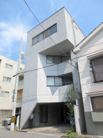 建物外観　2016年8月撮影