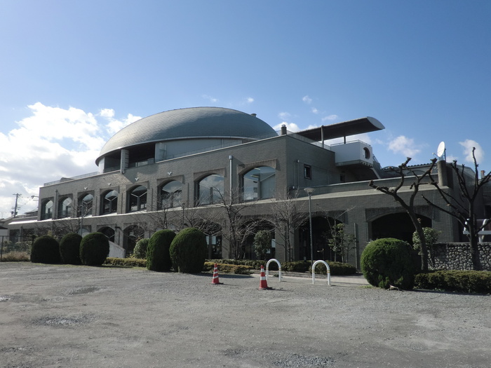 図書館　花園図書館（図書館）まで380m