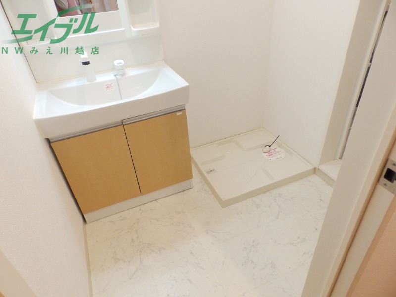 洗面設備　反転タイプ参考写真