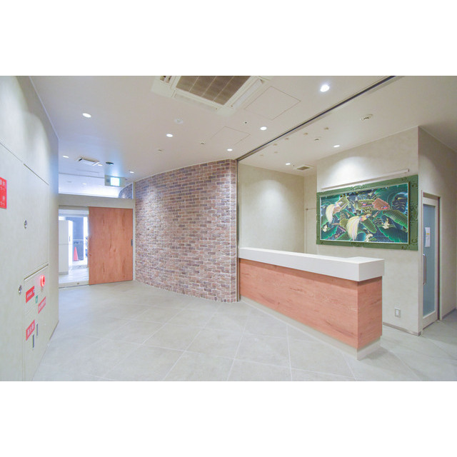 Uresidence Temmabashiの居間写真