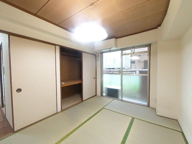 居室・リビング　お問い合わせは【048-776-5175】レーベンハウス上尾
