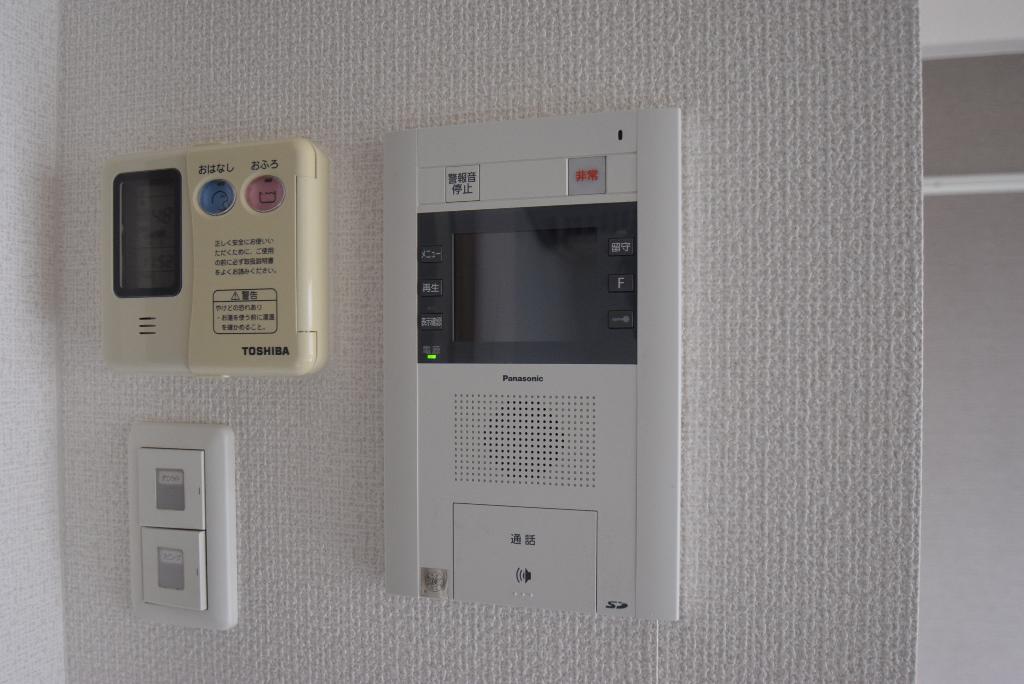 セキュリティ　カメラ付インターホン