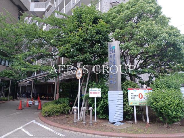 図書館　江東区立古石場図書館（図書館）まで674m