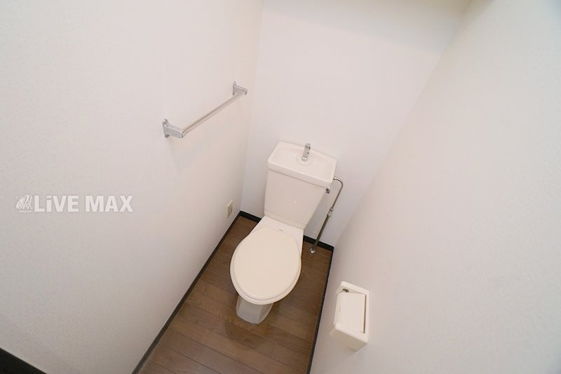 トイレ　※同マンション参考写真※