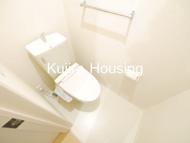 トイレ　★温水洗浄便座です★