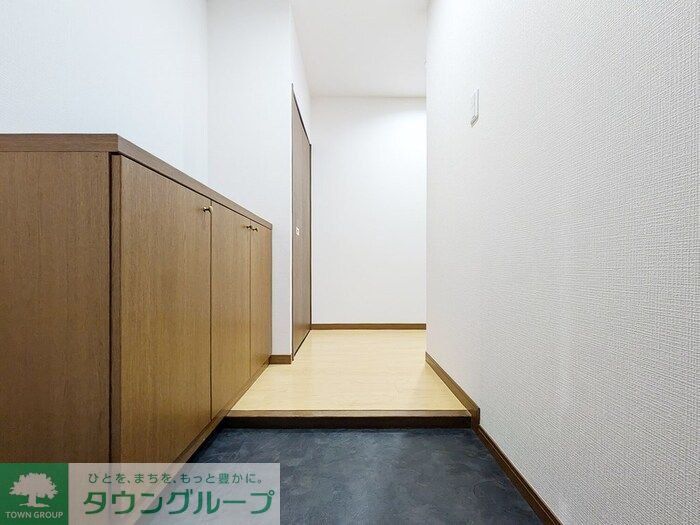 玄関　お問合せはタウンハウジングまで！※現地待合わせ相談可能
