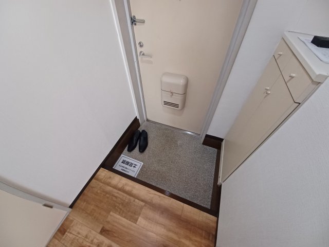 玄関　別部屋参考用写真