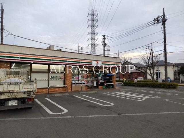 コンビニ　セブン-イレブン 横浜恩田町店（コンビニ）まで388m