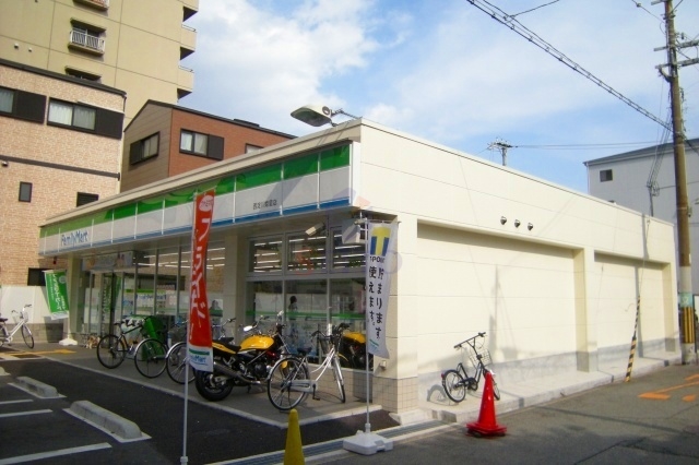 コンビニ　ファミリーマート西淀川姫里店（コンビニ）まで384m