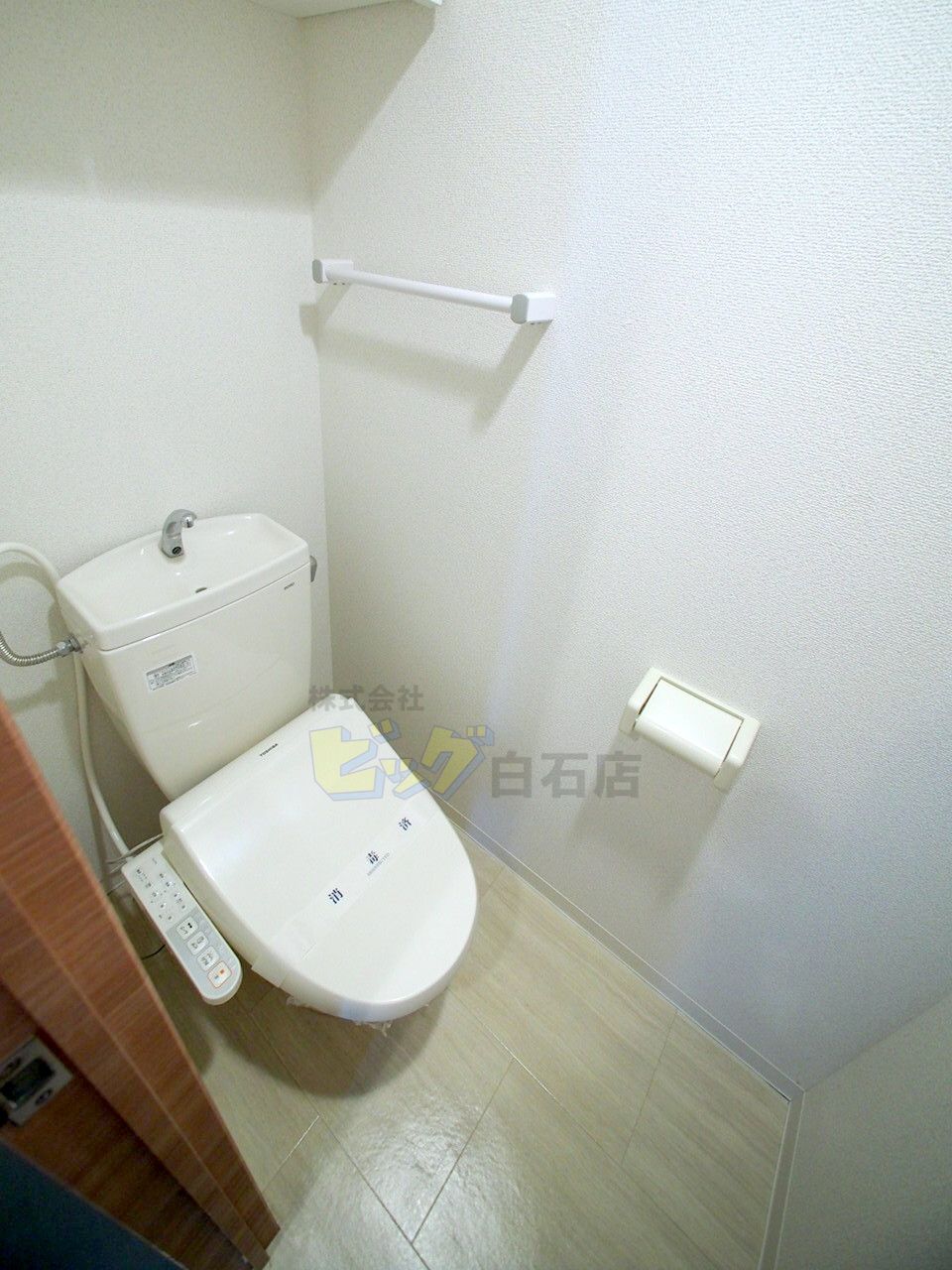 トイレ　ウォシュレット付きのトイレです♪