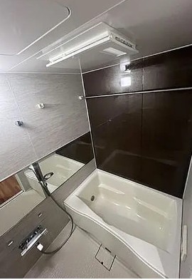 バス・シャワールーム　お風呂で日々の疲れを落としましょう