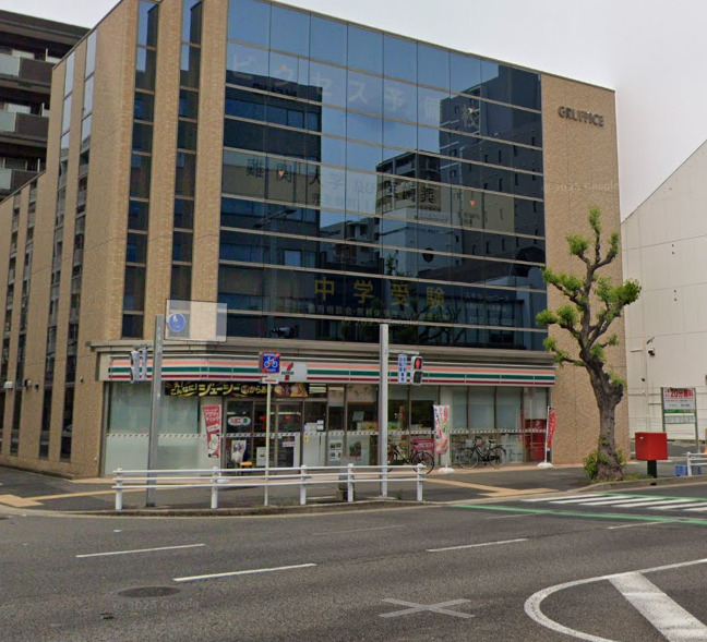 コンビニ　セブンイレブン 名古屋葵2丁目店（コンビニ）まで130m