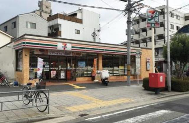 コンビニ　セブンイレブン阪急下新庄駅前店（コンビニ）まで378m