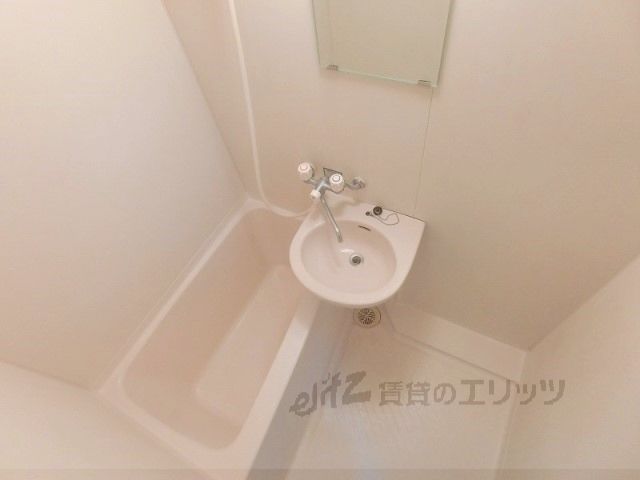 バス・シャワールーム　風呂