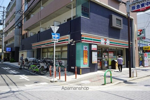 コンビニ　セブンイレブン（コンビニ）まで108m