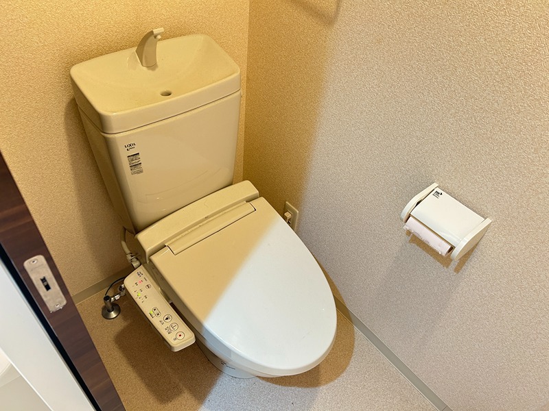 トイレ　清潔感のあるトイレです